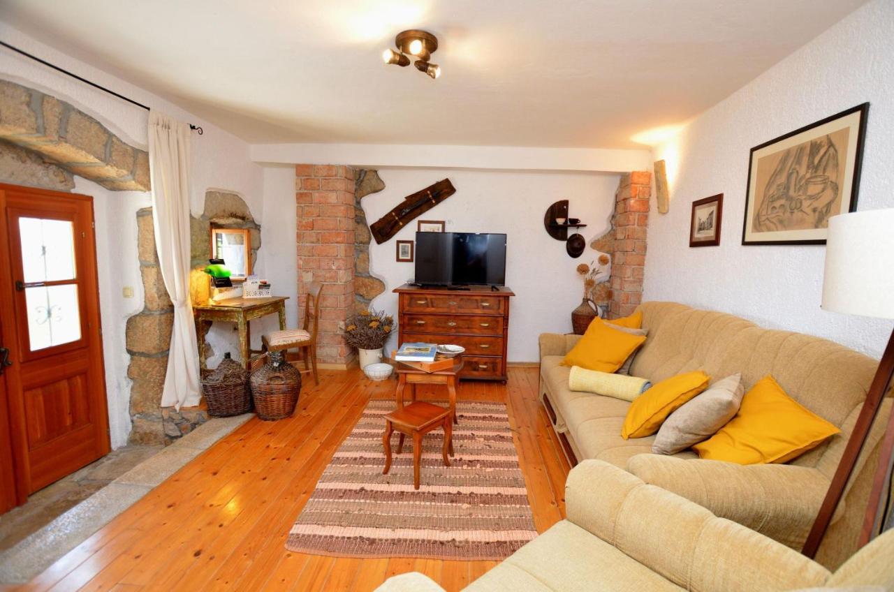 Villa House Mikleus Laurana Esterno foto