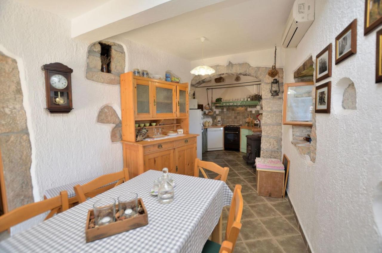 Villa House Mikleus Laurana Esterno foto