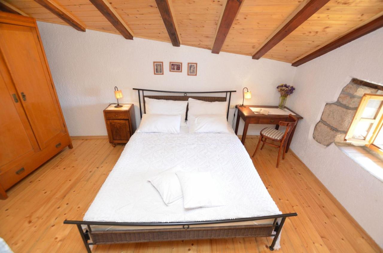 Villa House Mikleus Laurana Esterno foto