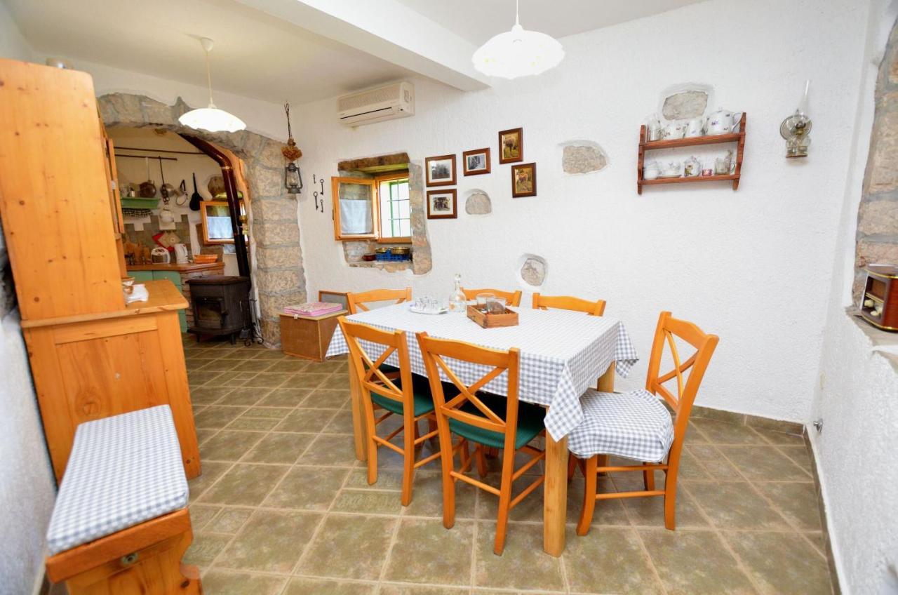 Villa House Mikleus Laurana Esterno foto